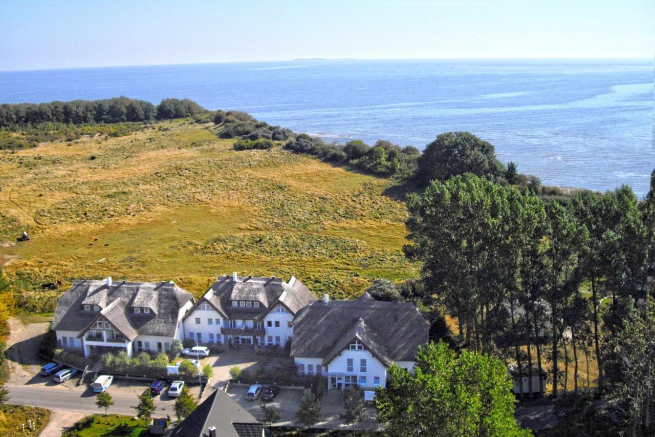 Strandnah Mit Balkon, Gratis Nutzung Vom Ahoi Erlebnisbad Und Sauna In Sellin - Strandhaus Moenchgut Fewo13 Lobbe Exterior foto